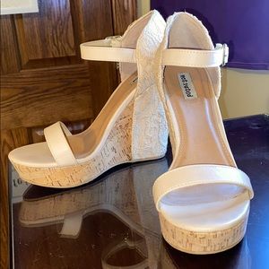 Tan/beige wedges
